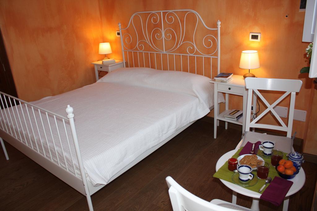 Piazzetta Consolata Bed & Breakfast Torino Rom bilde